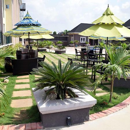 Owerri Westbrook Hotel מראה חיצוני תמונה