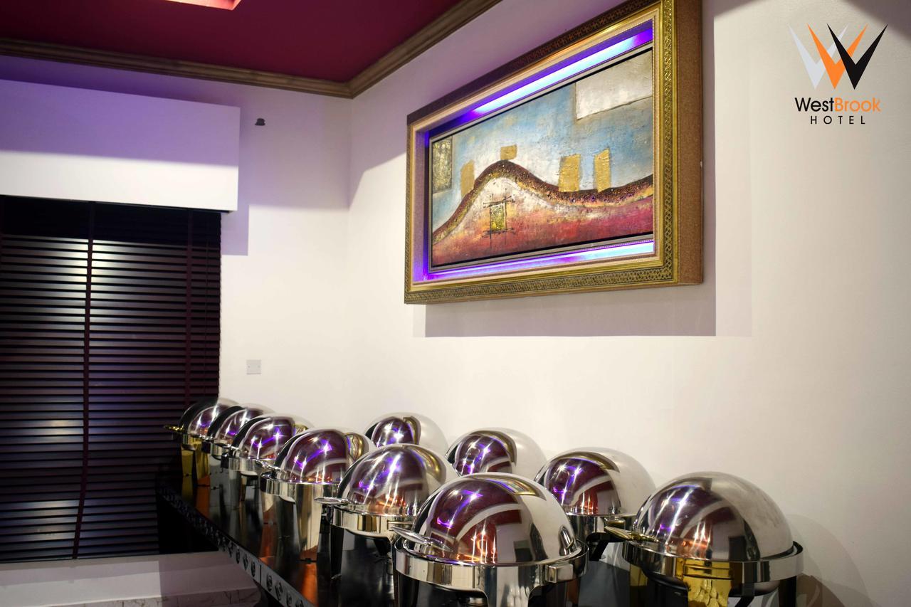 Owerri Westbrook Hotel מראה חיצוני תמונה