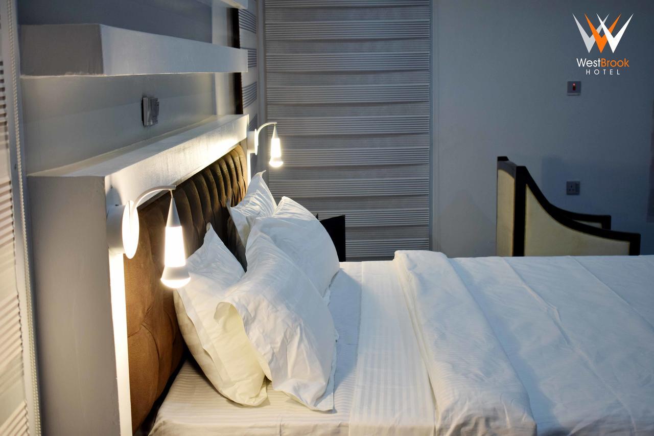 Owerri Westbrook Hotel מראה חיצוני תמונה