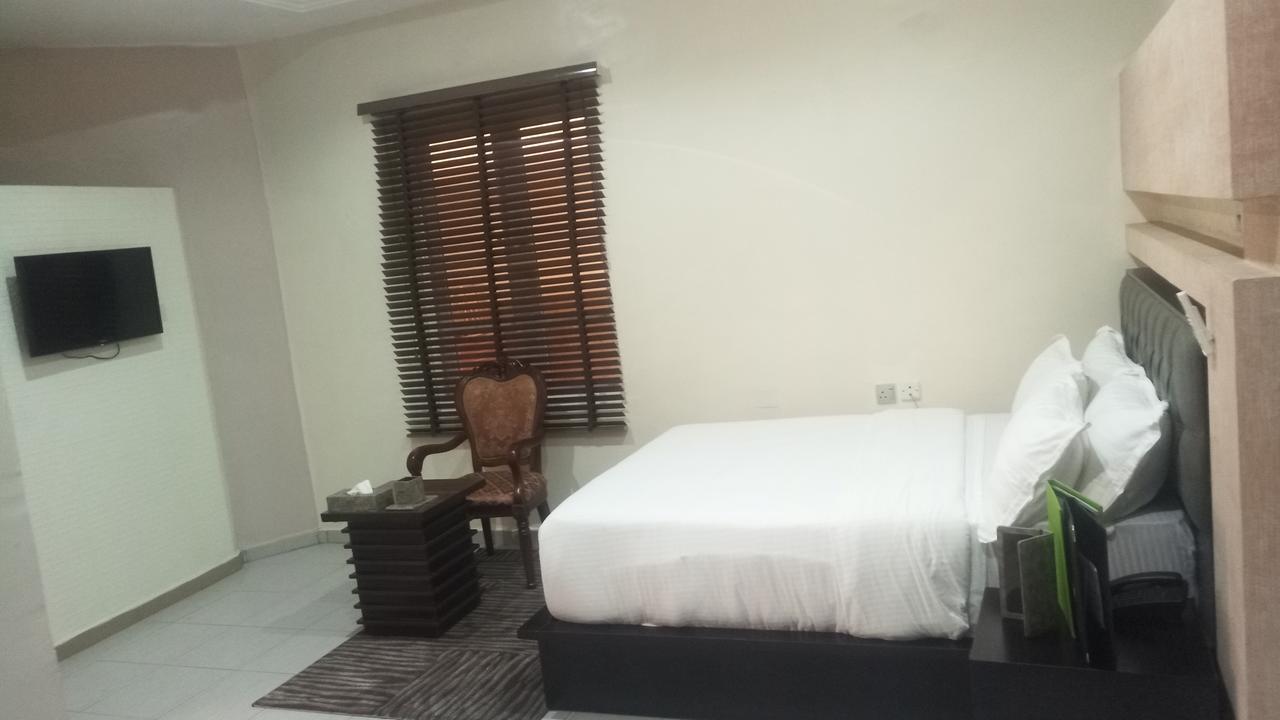 Owerri Westbrook Hotel מראה חיצוני תמונה
