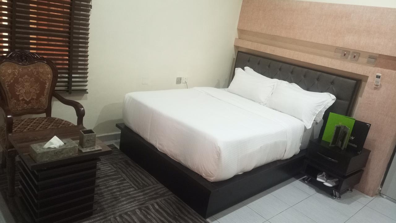 Owerri Westbrook Hotel מראה חיצוני תמונה